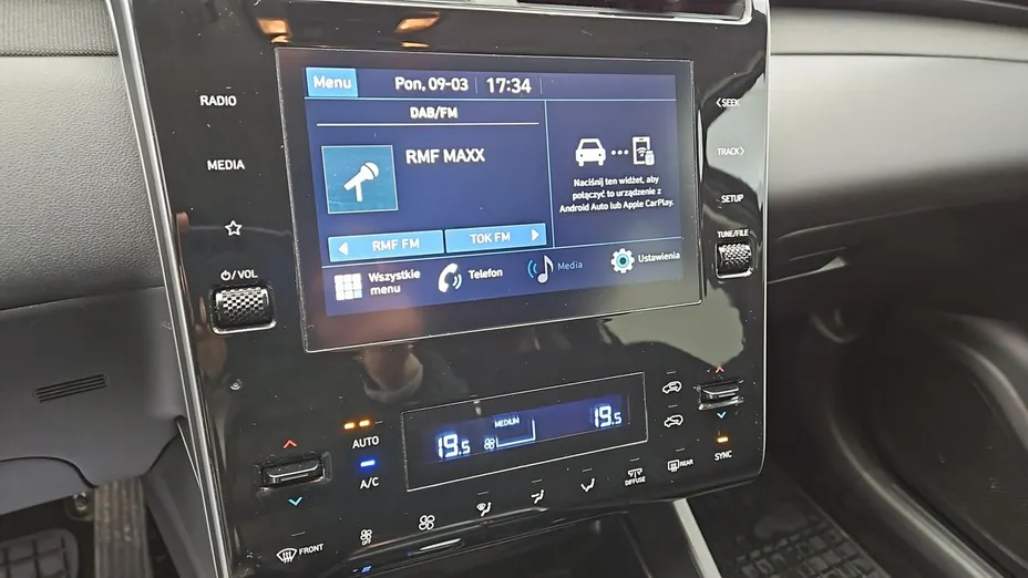 HYUNDAI Tucson -