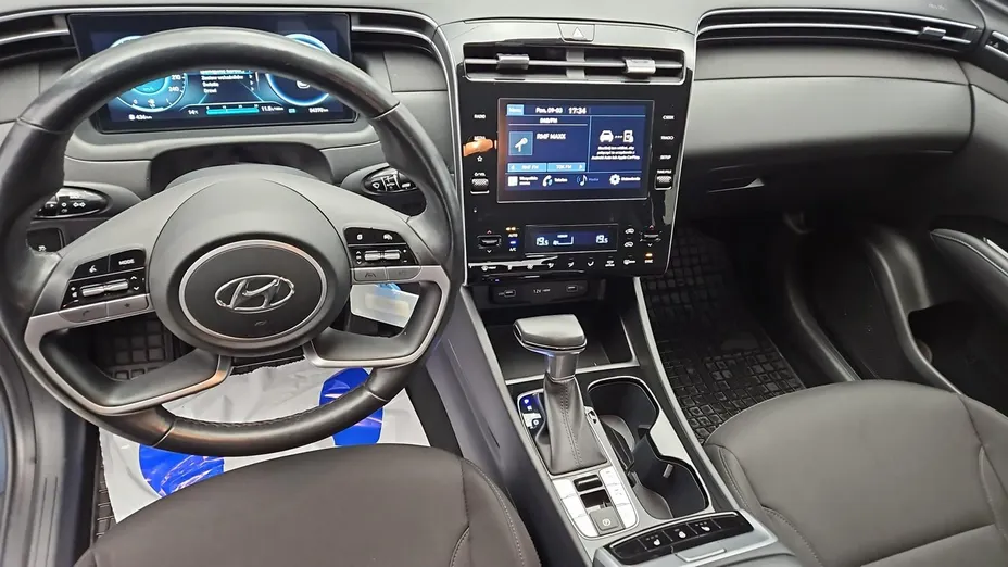 HYUNDAI Tucson -