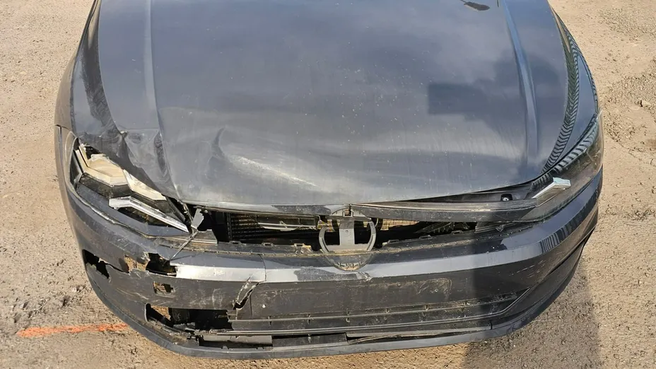 VOLKSWAGEN Polo -