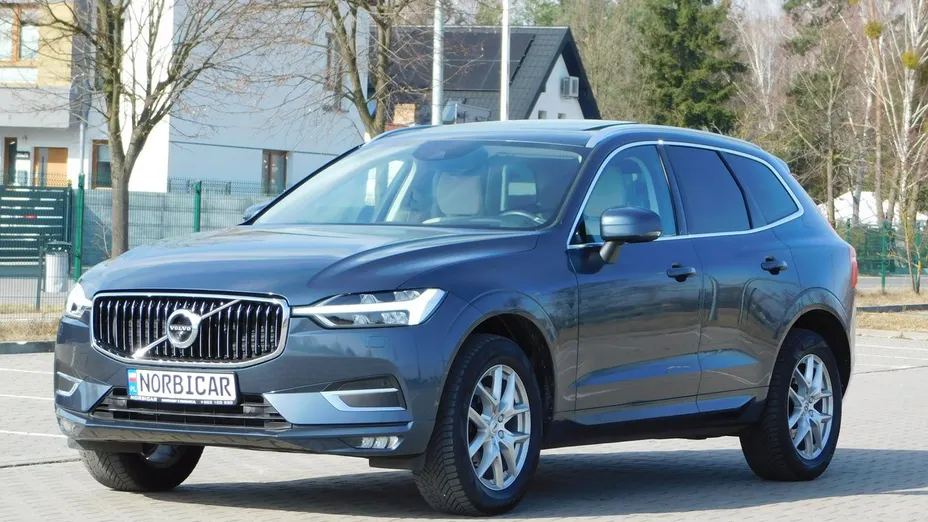 VOLVO XC60 -