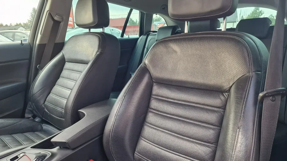 OPEL Insignia -