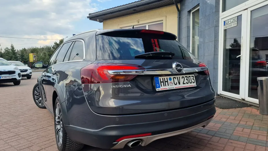 OPEL Insignia -