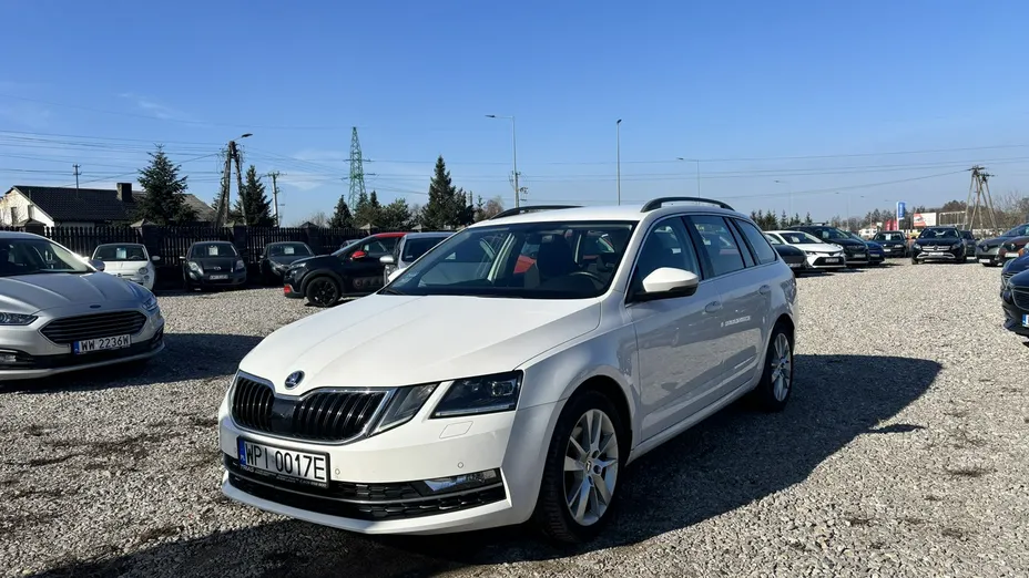 SKODA Octavia -