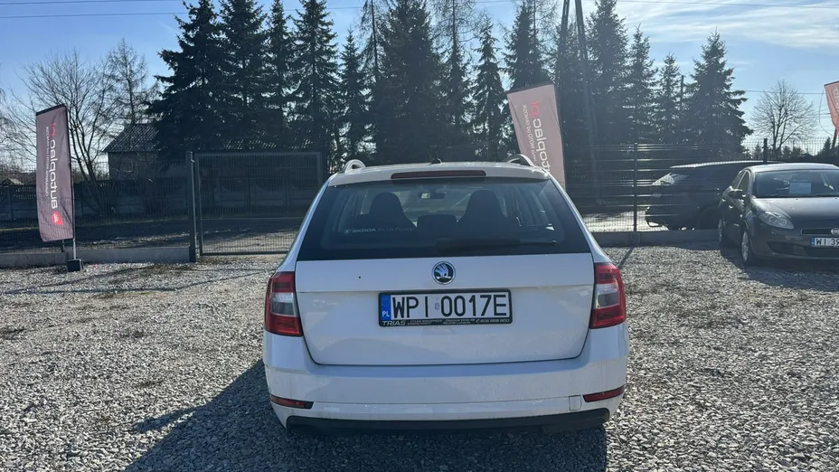 SKODA Octavia -