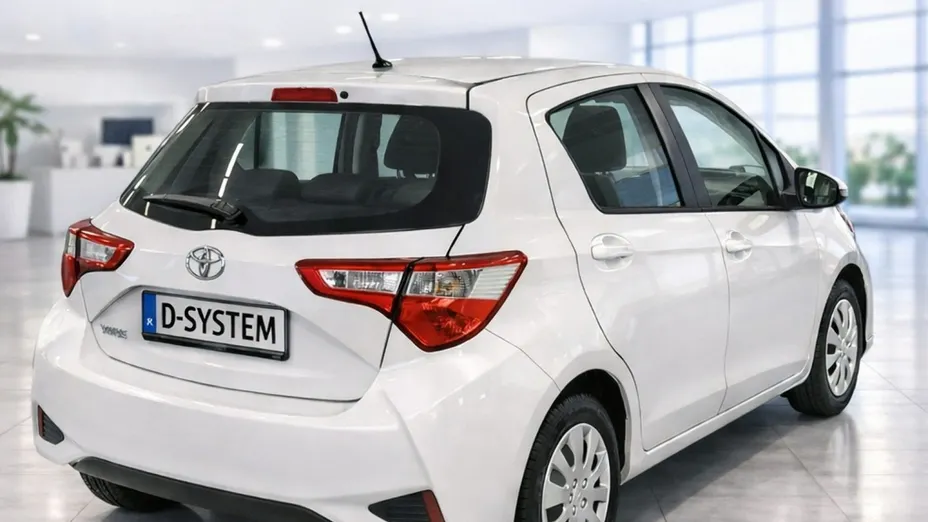 TOYOTA Yaris -