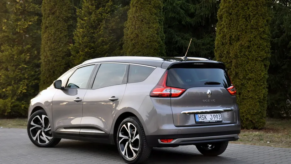 RENAULT Grand Scenic -