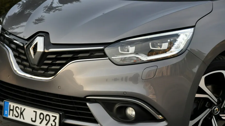 RENAULT Grand Scenic -