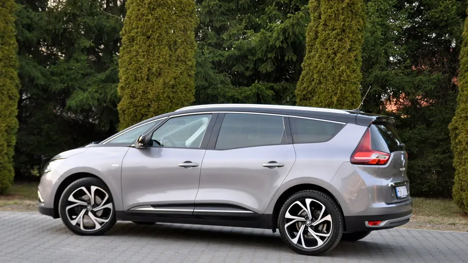 RENAULT Grand Scenic -