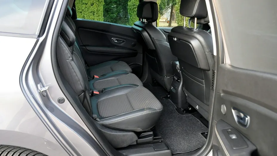 RENAULT Grand Scenic -