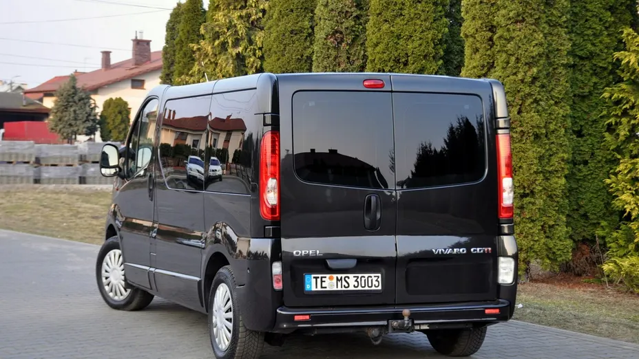 OPEL Vivaro -