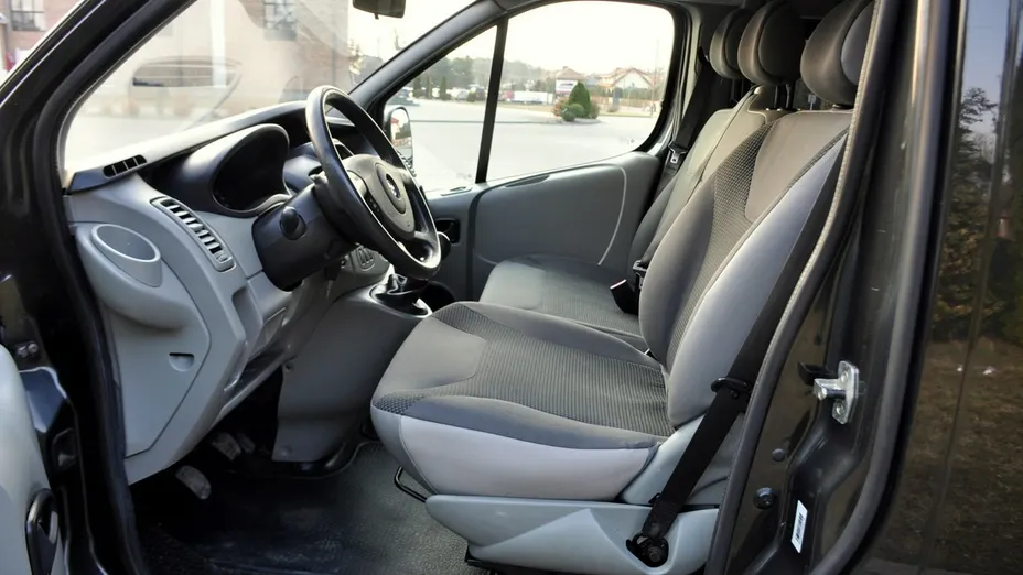 OPEL Vivaro -