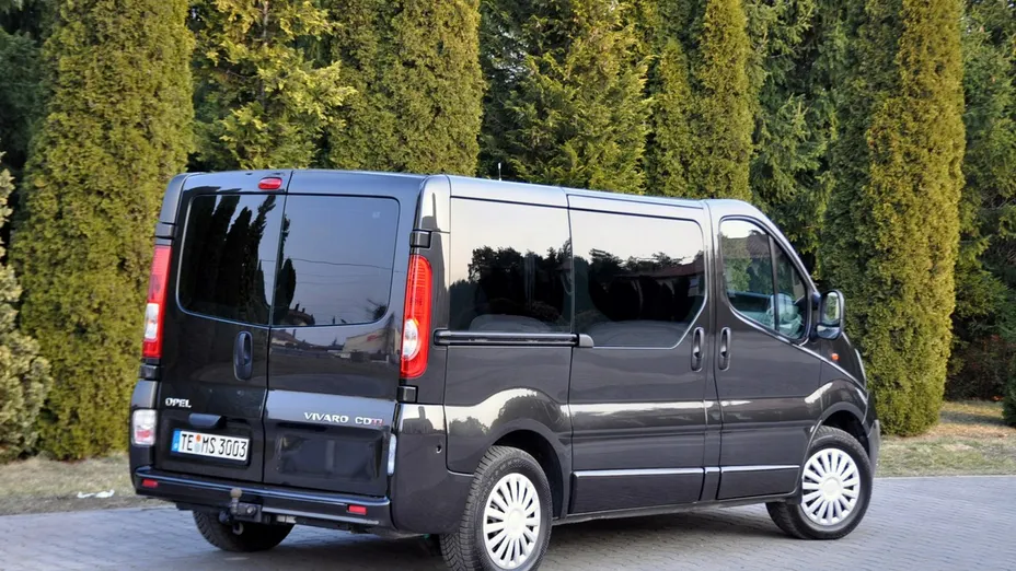 OPEL Vivaro -