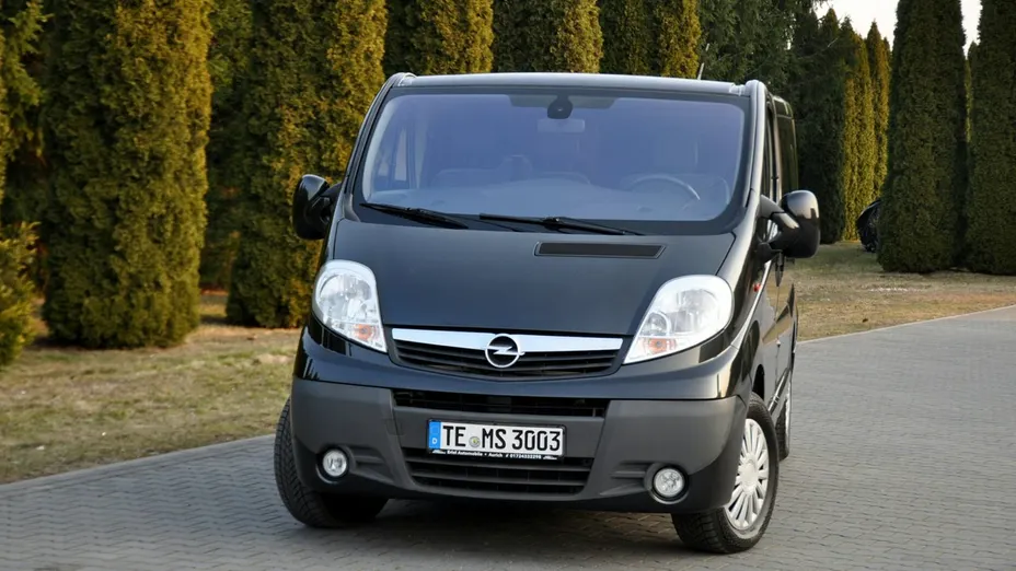 OPEL Vivaro -