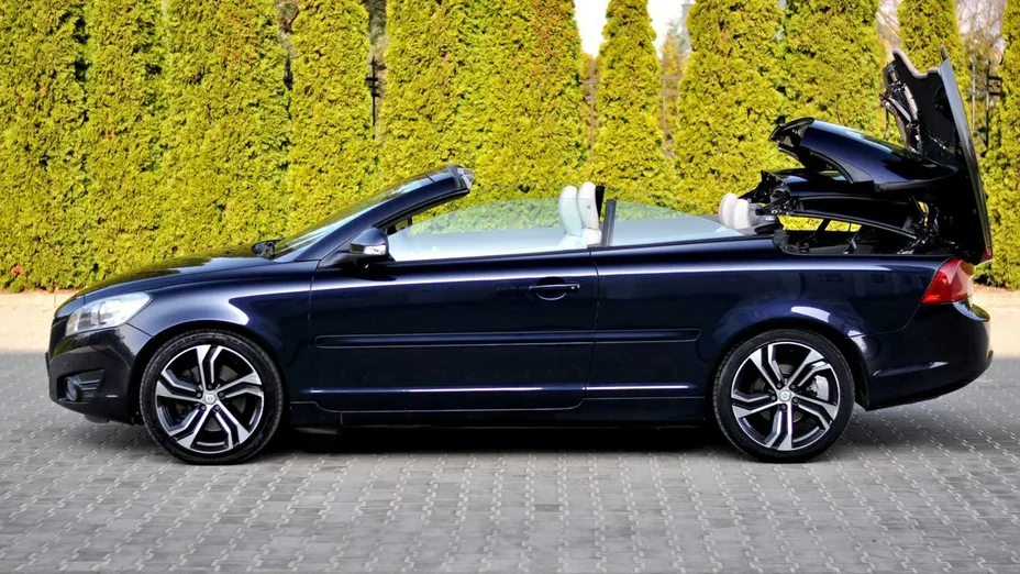 VOLVO C70 -