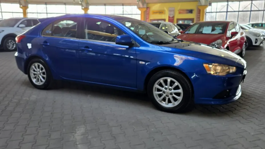 MITSUBISHI Lancer -