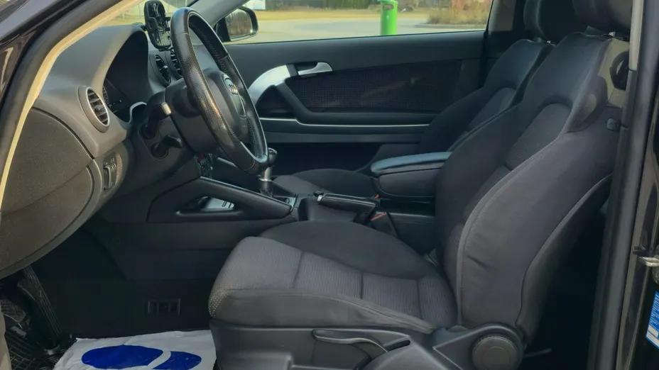 AUDI A3 -