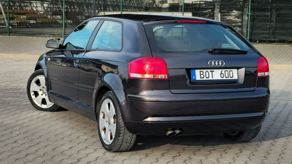AUDI A3 -