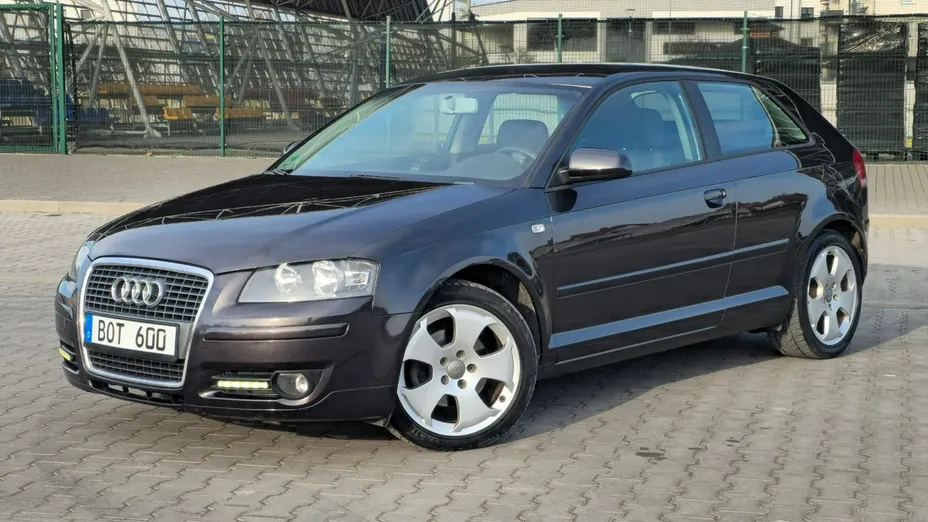 AUDI A3 -