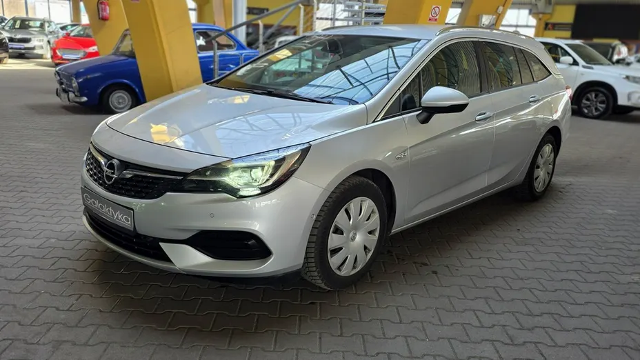 OPEL Astra -
