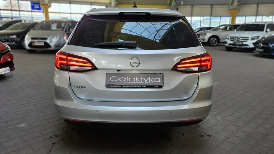 OPEL Astra -