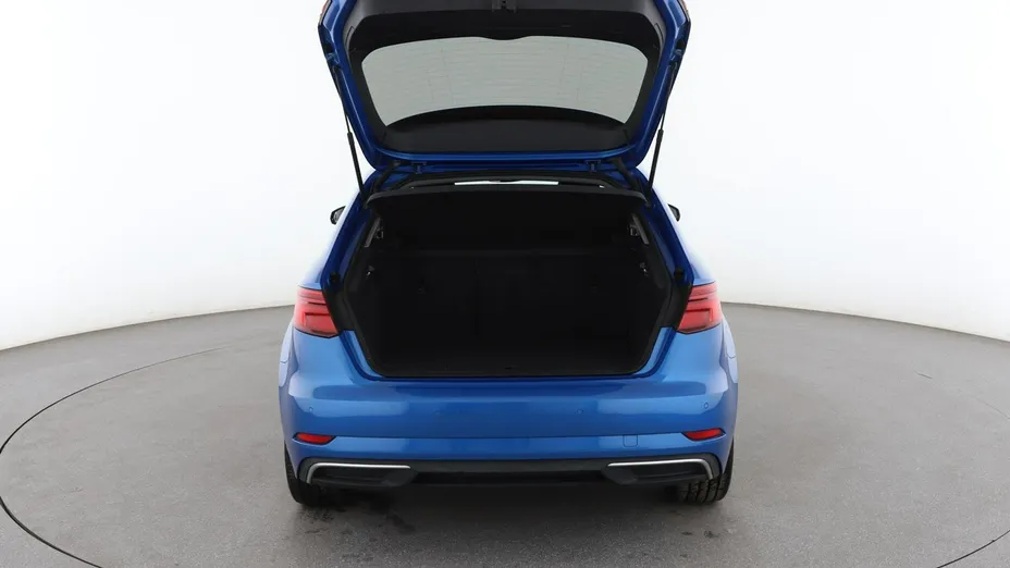 AUDI A3 -