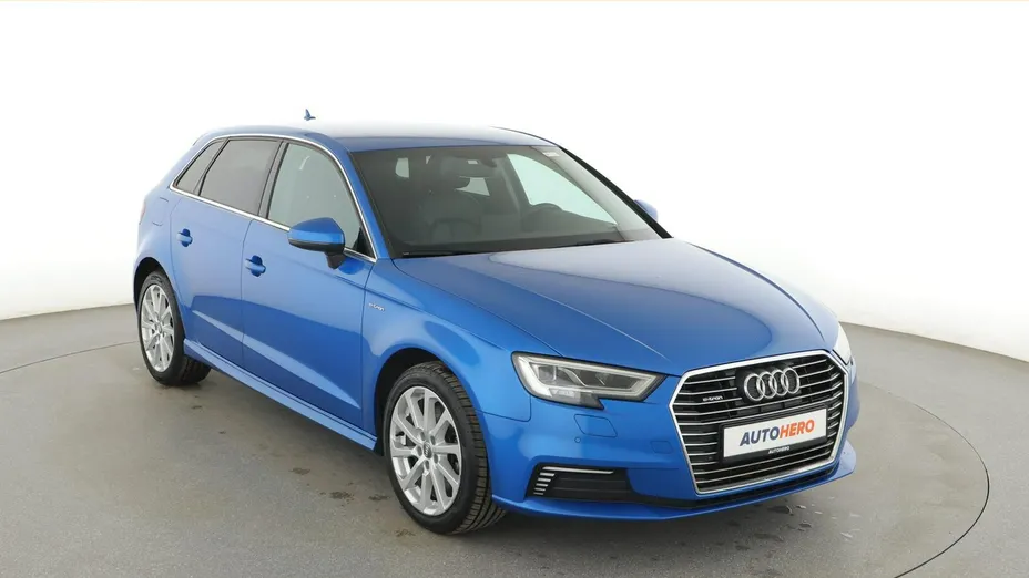 AUDI A3 -