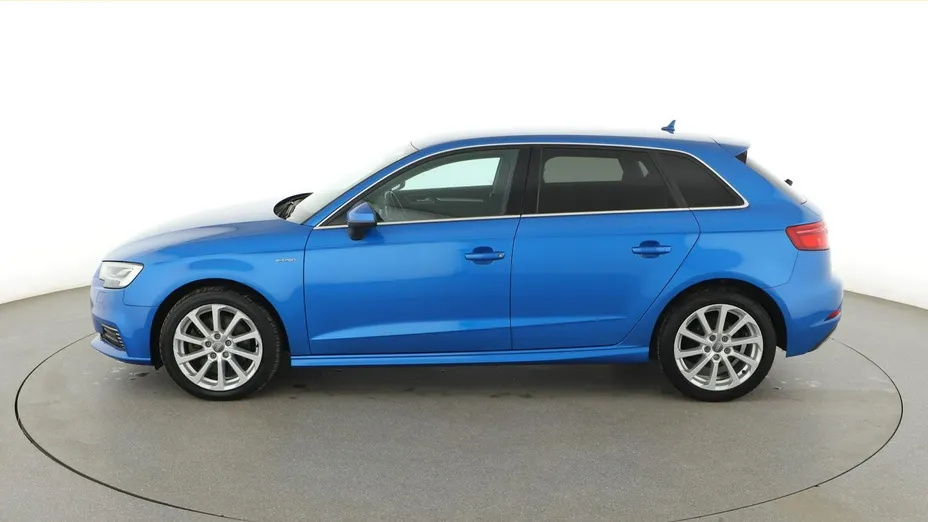 AUDI A3 -