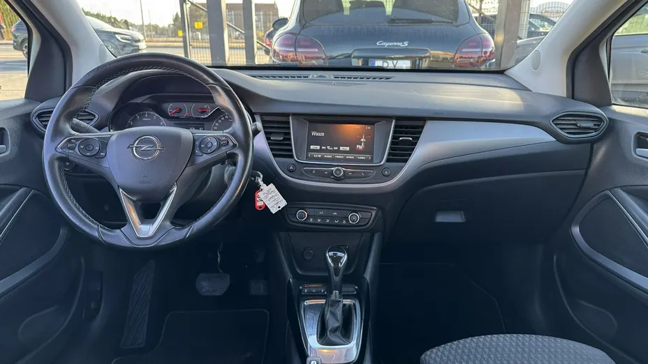 OPEL Crossland X -