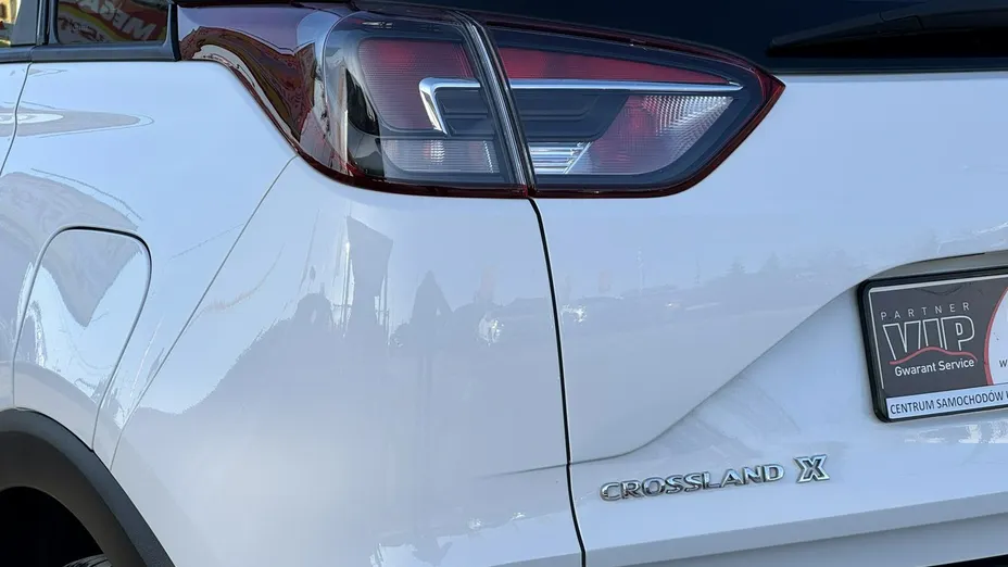OPEL Crossland X -