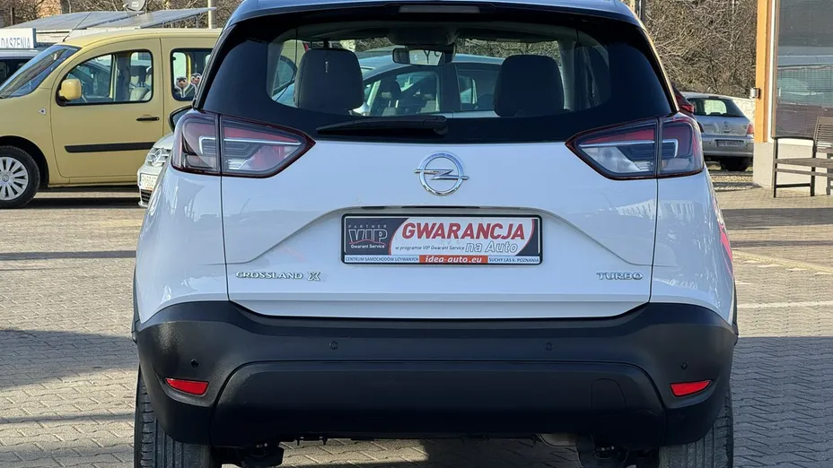 OPEL Crossland X -
