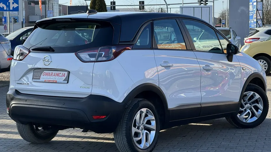 OPEL Crossland X -