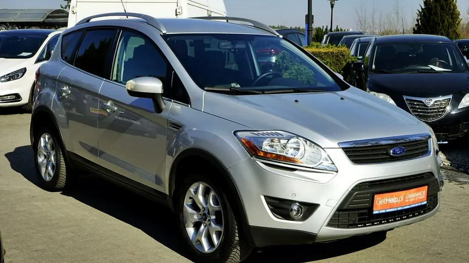 FORD Kuga -