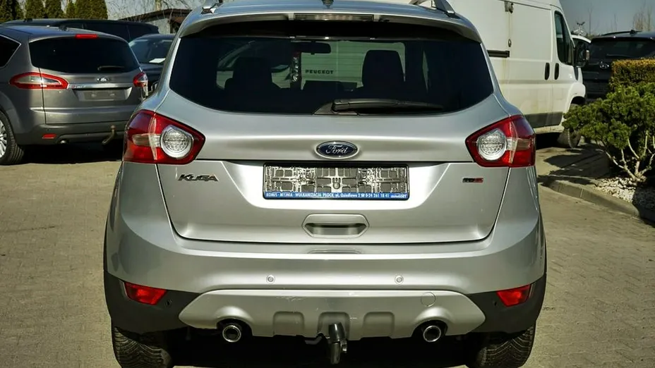 FORD Kuga -