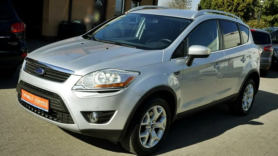 FORD Kuga -