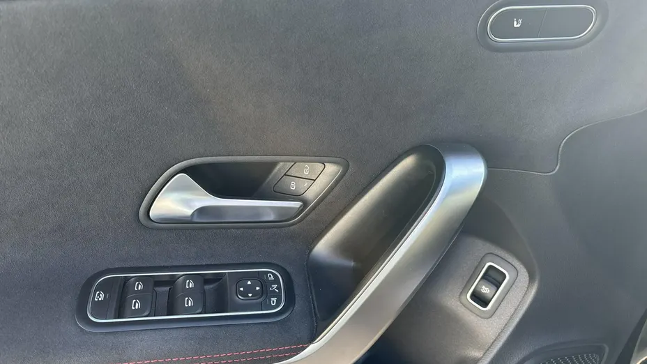 MERCEDES-BENZ A Klasa -