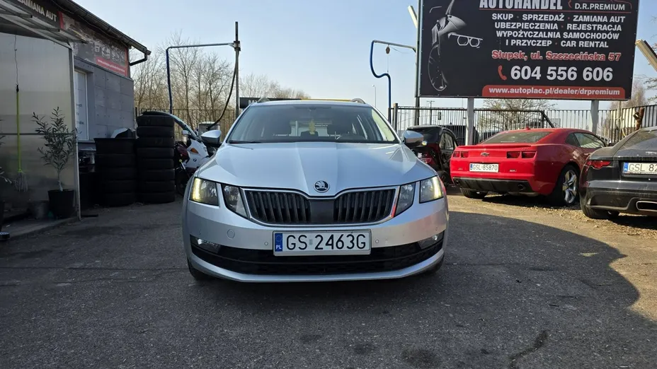 SKODA Octavia -