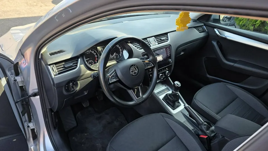 SKODA Octavia -