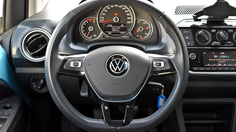 VOLKSWAGEN up! -
