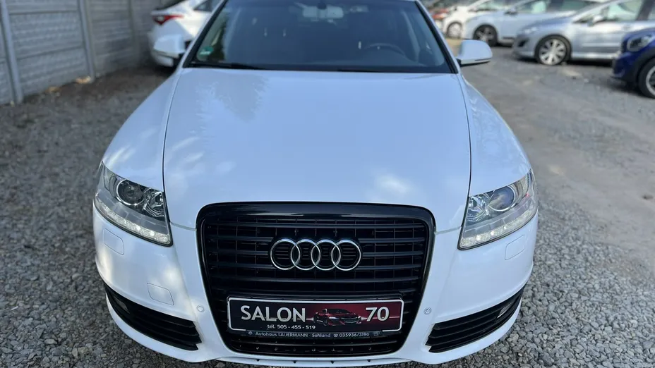 AUDI A6 -