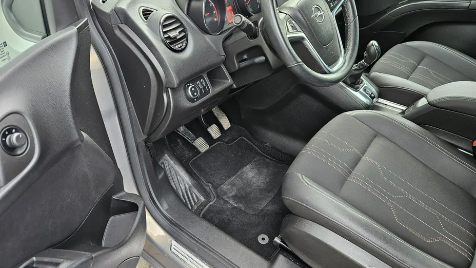 OPEL Meriva -