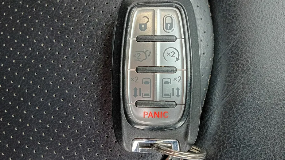 CHRYSLER Pacifica -