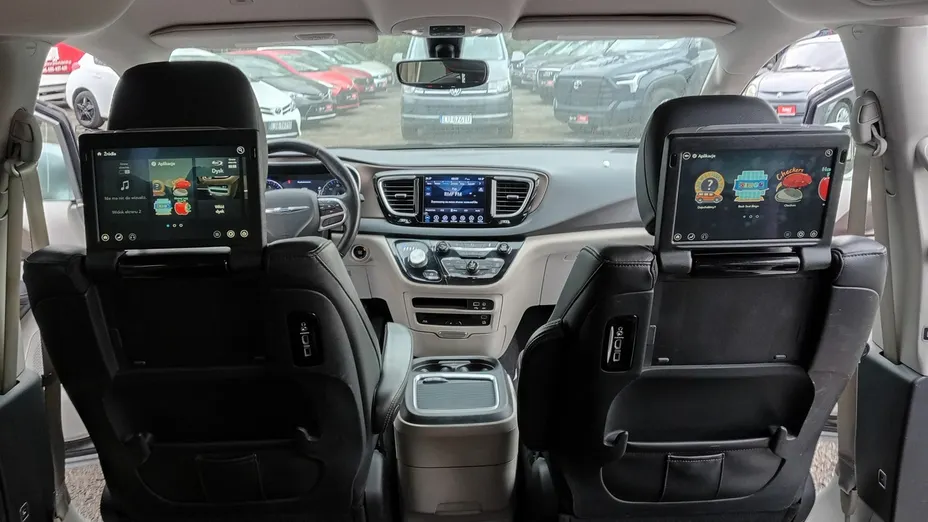 CHRYSLER Pacifica -
