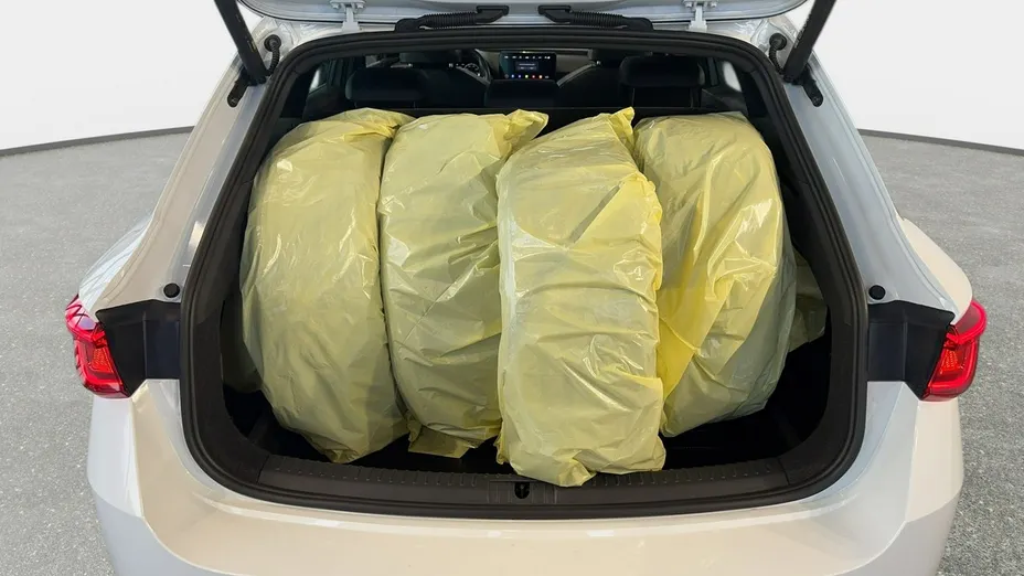 SEAT Leon Leon 1.5 eTSI FR DSG