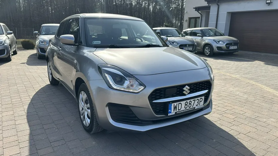 SUZUKI Swift -