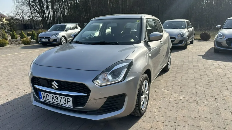 SUZUKI Swift -