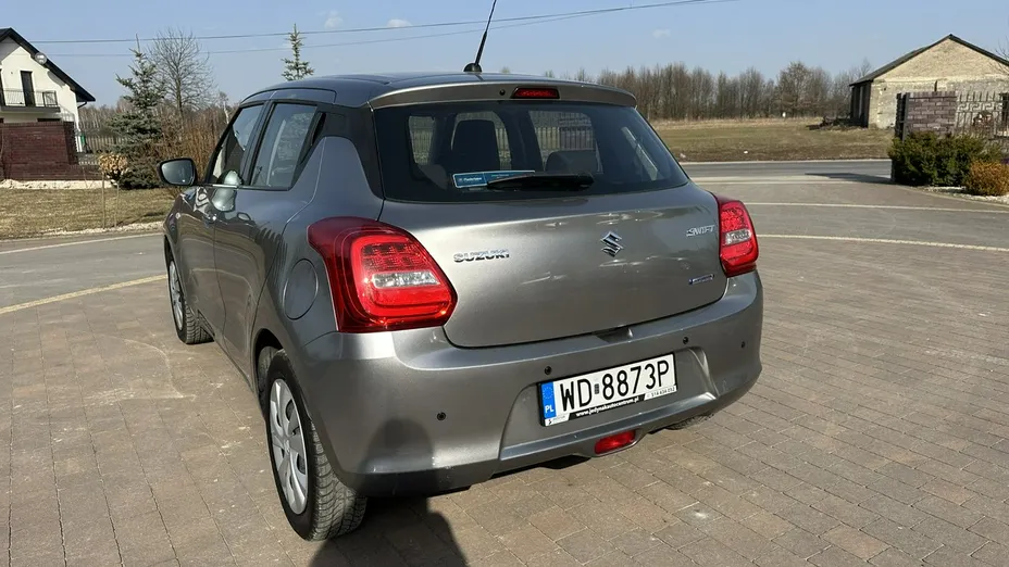 SUZUKI Swift -