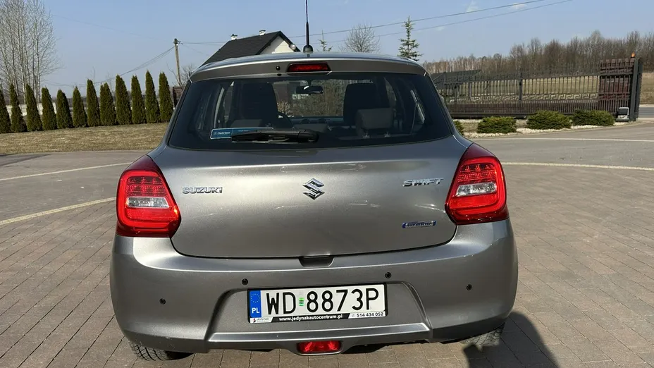 SUZUKI Swift -