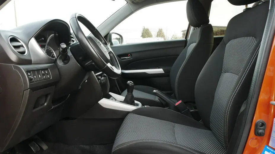 SUZUKI Vitara -