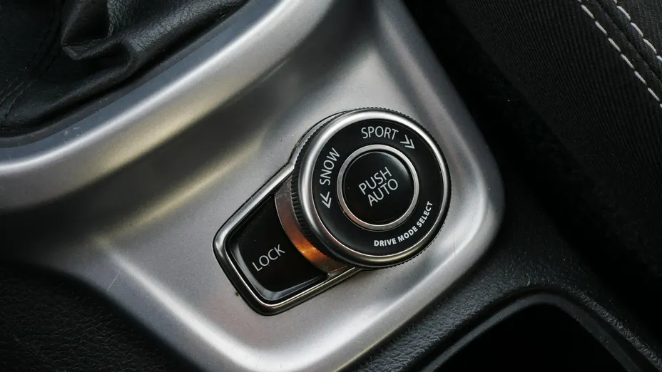 SUZUKI Vitara -