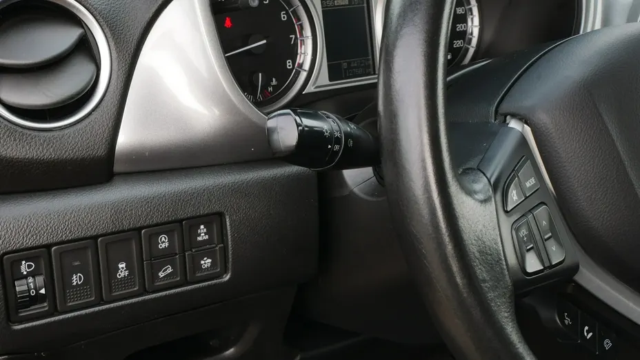 SUZUKI Vitara -